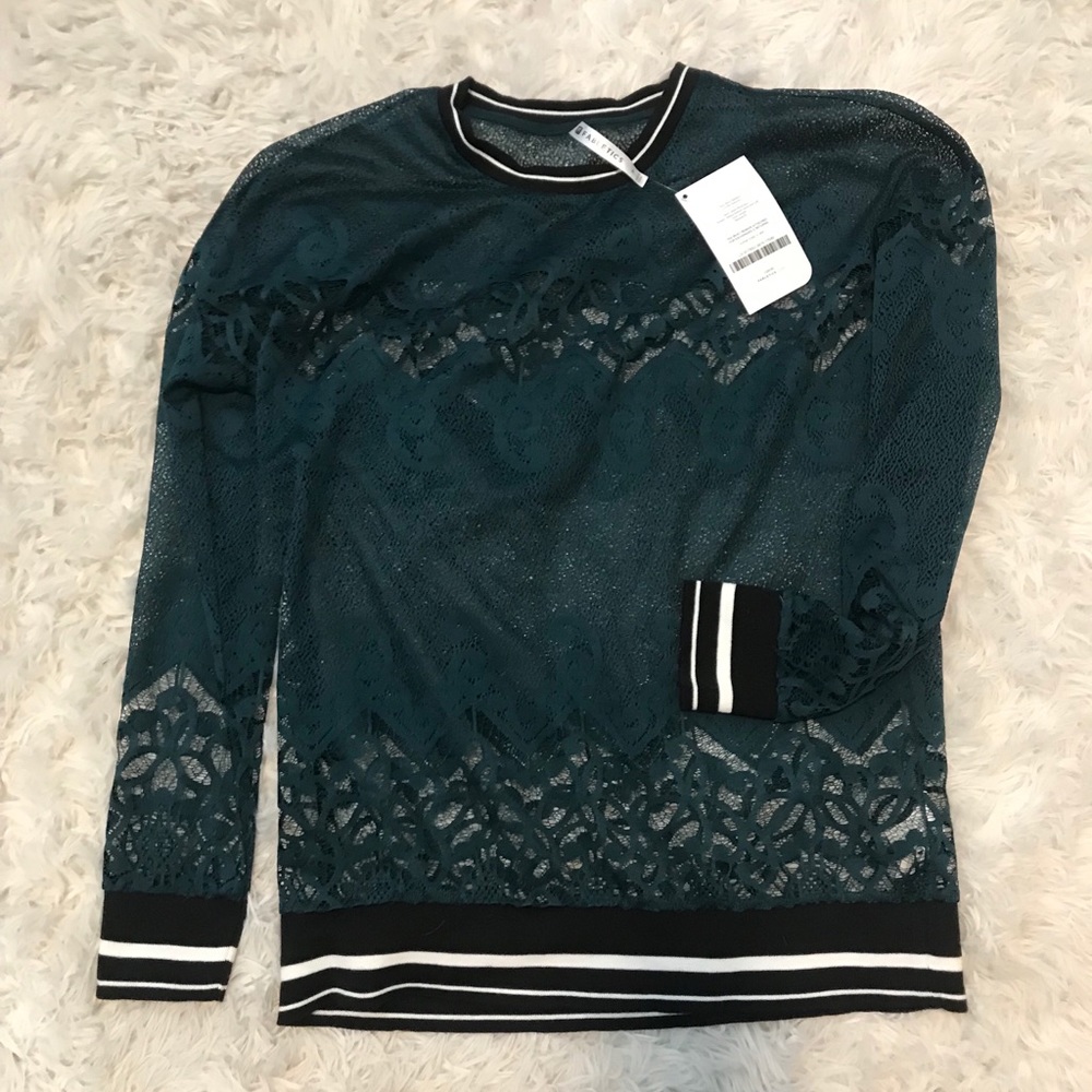Fabletics lace top